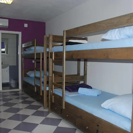 Zorana Hostel