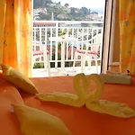 Zorana Hostel Hvar Town