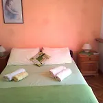 Hostel Zorana