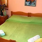 Hostel Zorana *