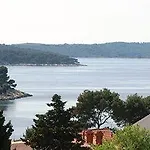 Hostel Zorana