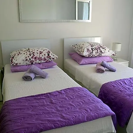 Zorana Hostel Hvar Town