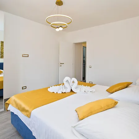 Zorana Hostel Hvar Town