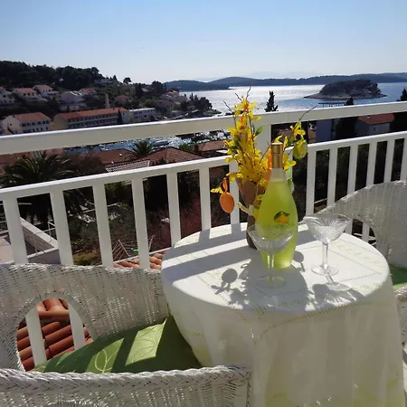 Zorana Hostal