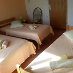 ゾラナ フヴァル