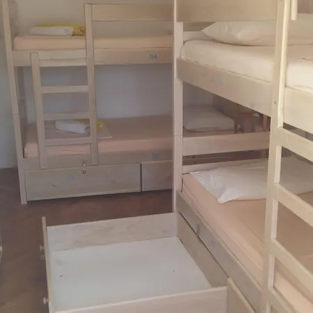 Хостел Zorana Хвар